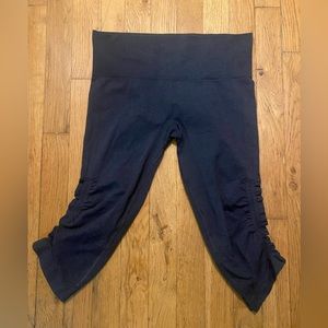 Lululemon Seamless Crop Leggings